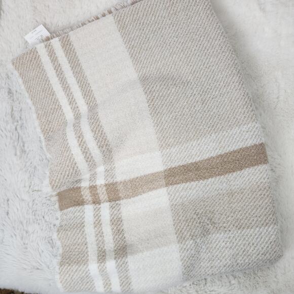NEW J. Crew Marled Tan Plaid Reversible Chunky Fringe Scarf - Picture 5 of 8